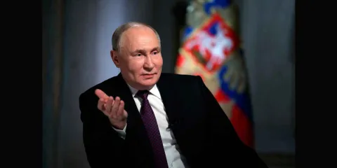 Vladimir Putin también acuerda el cese al fuego contra Ucrania 