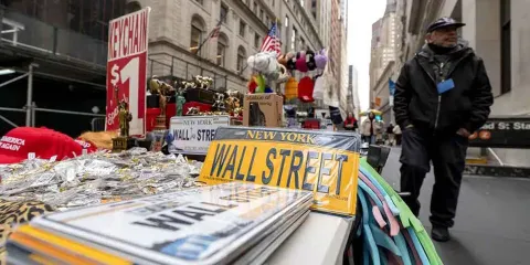 Wall Street en caída libre: El temor a las políticas de Donald Trump alimenta los temores de una recesión