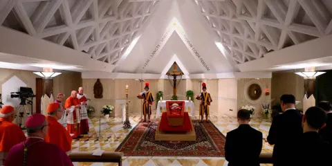 VIDEO. El mundo despide al papa Francisco: imágenes inéditas de su cuerpo en el féretro