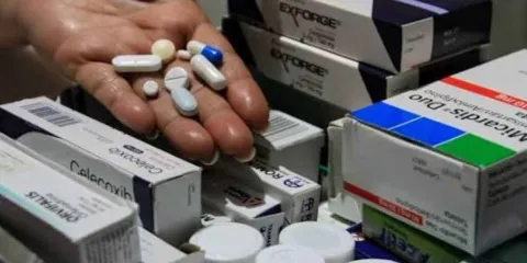 IMSS enfrenta desabasto: más de 11 millones de recetas no surtidas en 2024