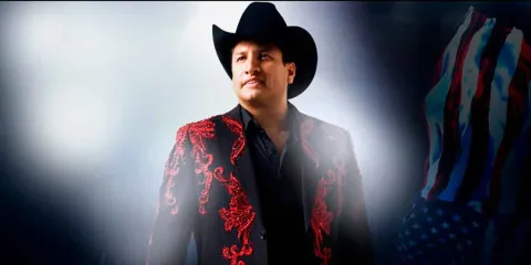 Julión Álvarez va por su segunda fecha en el Palenque de la Feria de Puebla