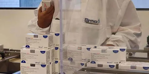 Sheinbaum remueve a funcionarios de Birmex por corrupción en compra de medicamentos a sobreprecio