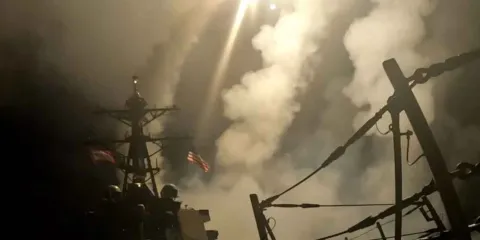 Trump comparte VIDEO de ataque a hutíes en Yemen y se burla: “¡Ups!”