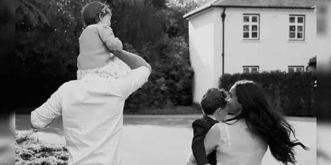 VIDEO. “Ahora vivimos nuestra luna de miel”: Meghan y Harry, más unidos que nunca