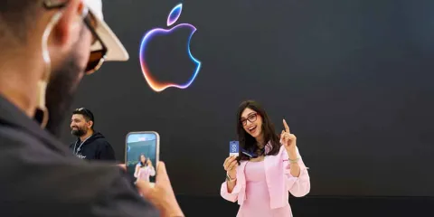 Apple sufre una de las mayores caídas bursátiles de su historia por culpa de Trump