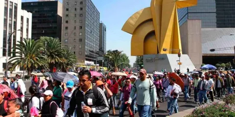 CNTE entra en su tercera semana de protestas