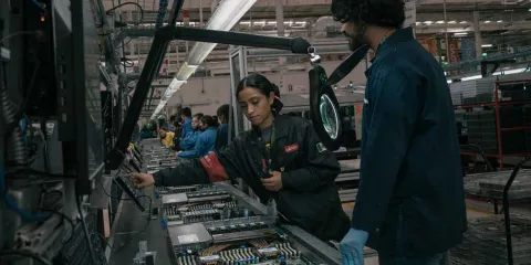 Inversiones chinas en México crecen 46% pese a la guerra comercial con EE.UU.