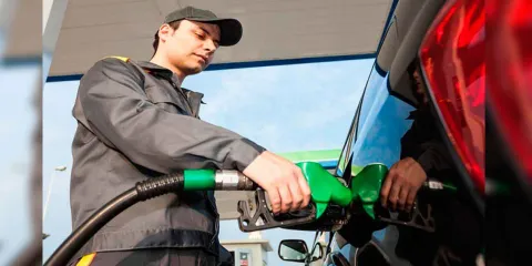 Los autos que menos gastan gasolina y recomendaciones para ahorrar, aquí te decimos 