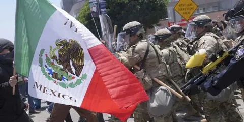 "Cabeza fría" Sheinbaum rechaza acusaciones de Noem sobre movilización en Los Ángeles