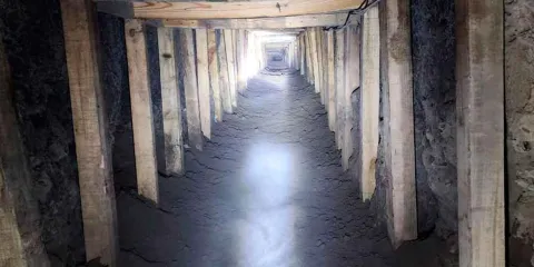 Colapsa túnel de huachicol en EDOMEX, hay seis muertos