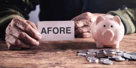 Diputados dan luz verde a reforma que regula los retiros de Afores por desempleo