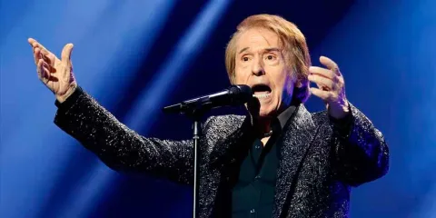 La Academia Latina de la Grabación designó a Raphael La Persona del Año 