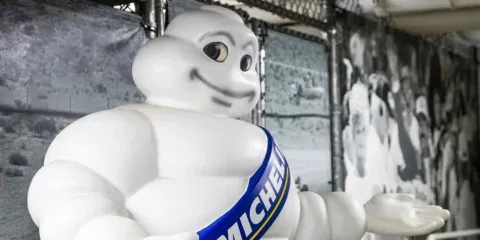 Michelin anuncia cierre de planta en Querétaro; gobierno habla de fusión operativa