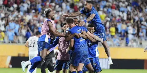 Manchester City cae 4-3 ante Al Hilal