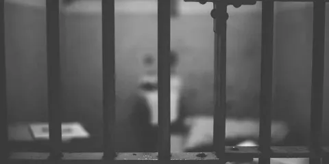 Extorsión y miedo dentro de Santa Martha Acatitla: internas denuncian cobro de piso y amenazas de muerte