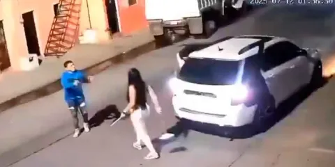 IMÁGENES SENSIBLES. Feminicidio en Guadalajara: hombre asesina con fusil a mujer que lo corrió de su casa