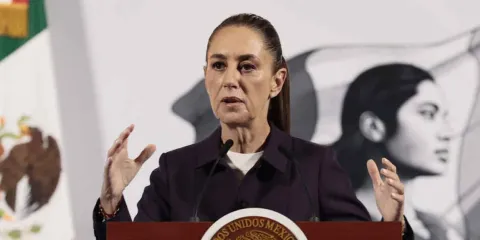 Sheinbaum frena aranceles de Trump por 90 días y reduce desigualdad en México