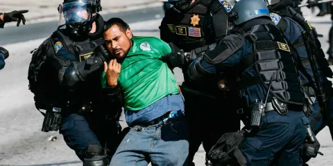Trump acelera deportaciones exprés: ICE podrá expulsar migrantes en sólo seis horas