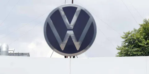 Alza salarial de un digito, en VW