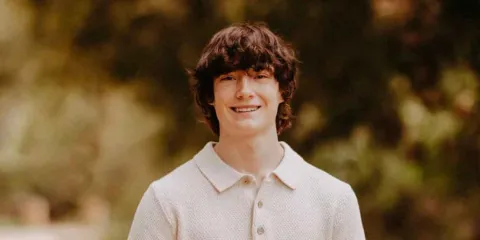 Suicidios en EU por IA