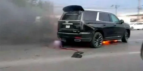 Muere presunto delegado de la FGR en Tamaulipas tras ataque con armas y explosivos