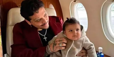 Cazzu revela que Nodal le impide viajar con su hija Inti 