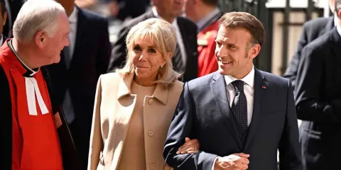 Emmanuel Macron ante una corte de EEUU demostrará que la primera dama es mujer 