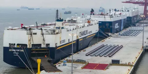 México plantea aranceles de hasta 50% para proteger industria frente a productos chinos