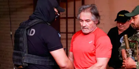 Paraguay expulsa a Bermúdez Requena y es trasladado a México