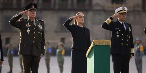 Sheinbaum encabeza homenaje a víctimas de los sismos de 1985