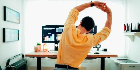 Ejercicios para ALIVIAR el dolor de cuello y espalda causado por el HOME OFFICE