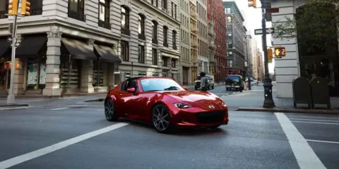 El Mazda MX-5 2026 llega a México sin perder su esencia