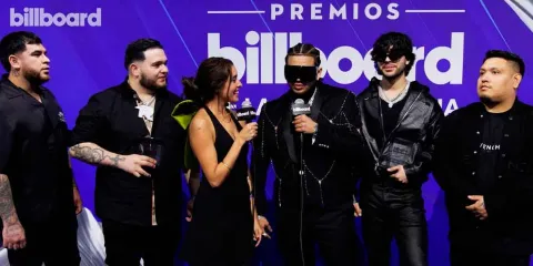 VIDEO. Fuerza Regida arrasa en los Premios Billboard Latinos 2025