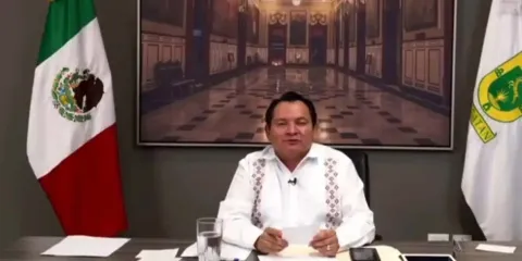 gobernador de Yucatán albureado en vivo