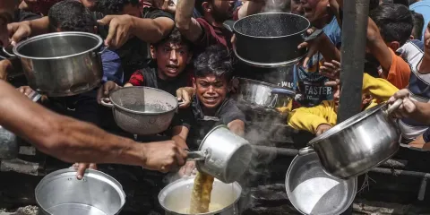 Israel y Hamás sellan tregua con mediación de Trump: liberación de rehenes y ayuda para Gaza