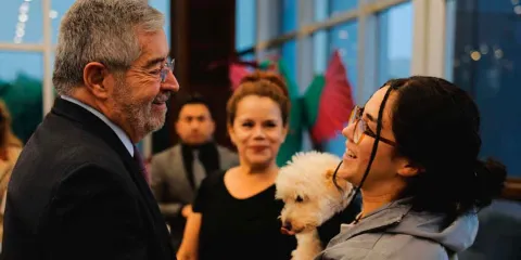 Seis mexicanos regresan al país tras ser detenidos en Israel