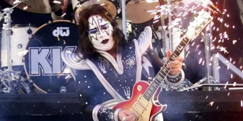 Silencio en el universo del rock: fallece Ace Frehley, “The Spaceman” de Kiss
