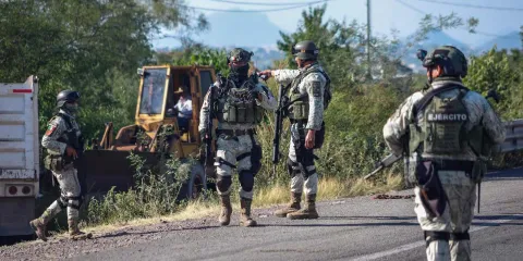 “Las bandas criminales se apoderan del Estado”: advierte Felipe Calderón en Argentina