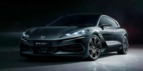 BYD lanza Denza en México: la marca premium china que busca competir con BMW, Audi y Mercedes-Benz