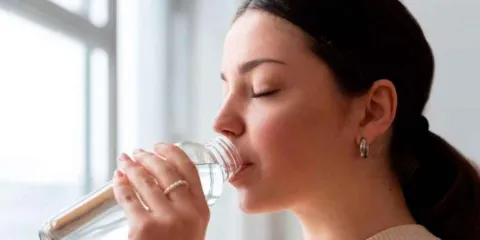Deshidratación en invierno: la amenaza silenciosa que aumenta sin que te des cuenta
