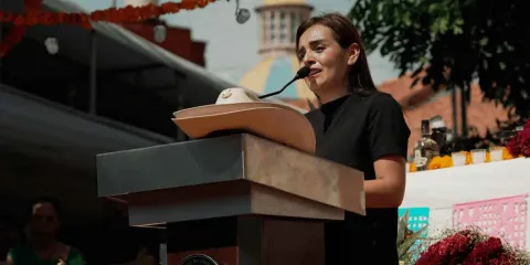 Grecia Quiroz, viuda de Carlos Manzo, se perfila para asumir la alcaldía de Uruapan