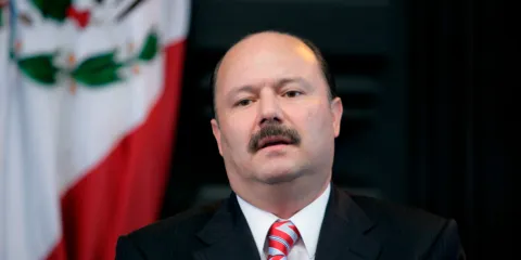 FGR detiene a César Duarte por lavado de dinero tras autorización de Estados Unidos