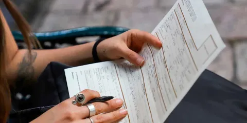 Desempleo y precariedad laboral aumentan en México durante noviembre de 2025, reporta INEGI