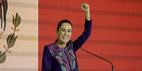 Forbes coloca a Sheinbaum en el “top 5” de mujeres más poderosas del mundo