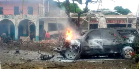 Sheinbaum aclara explosión de coche bomba en Michoacán