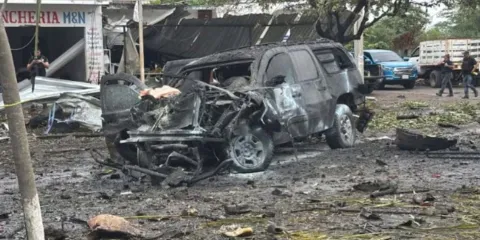 Sheinbaum pide esperar dictamen pericial sobre coche bomba en Michoacán