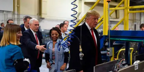 EU no necesita autos mexicanos: Trump