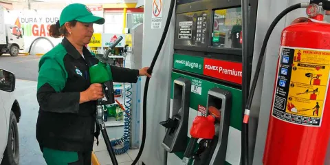  Este es el precio de la gasolina al arrancar el 2026