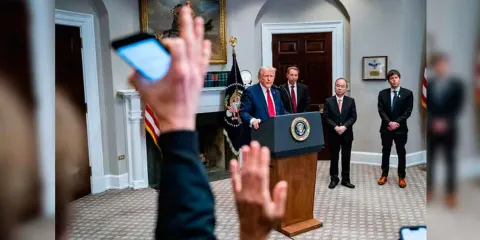 No recurriré a la fuerza para tomar Groenlandia pero habrá consecuencias: Trump