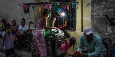 Sin el crudo mexicano Cuba sufre prolongados apagones 